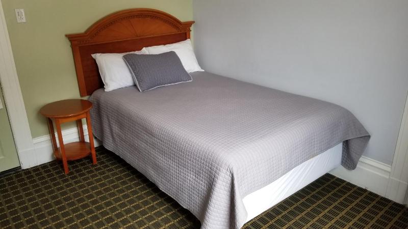Perramont Hotel - image 1