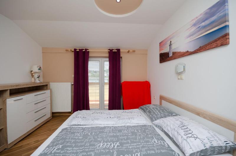 One-Bedroom Apartment with Terrace image 3