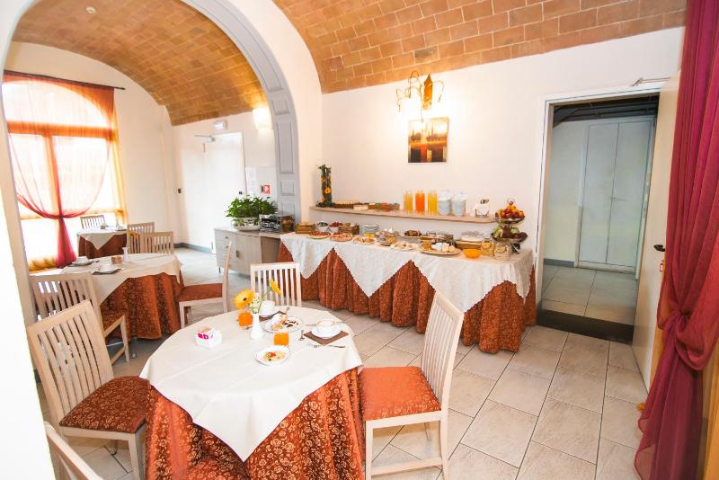 Hotel La Colonna - image 24