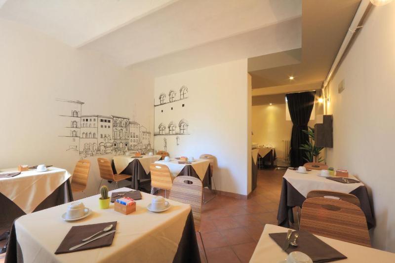 Hotel Ferrucci - image 11