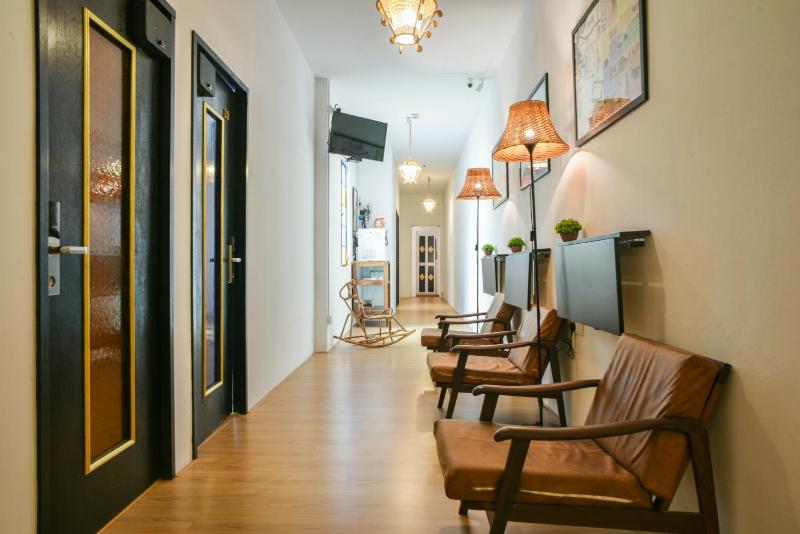 Ohana House HQ - image 50