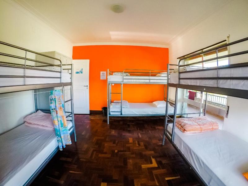 Bed in 6-Bed Dormitory Room image 4