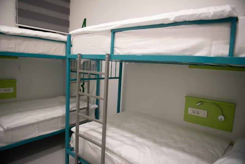 4-Bed Mixed Dormitory Room image 1