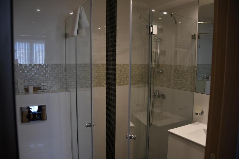 Superior Double or Twin Room image 2