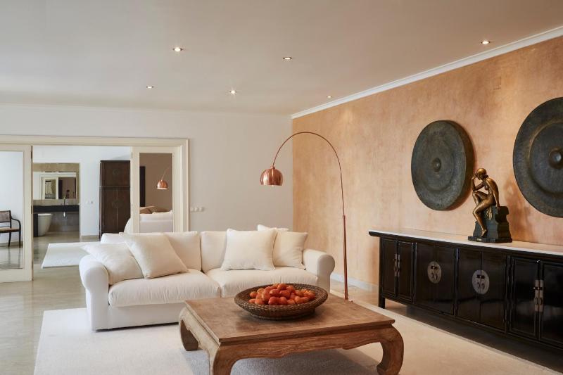 Master Royal Suite image 1