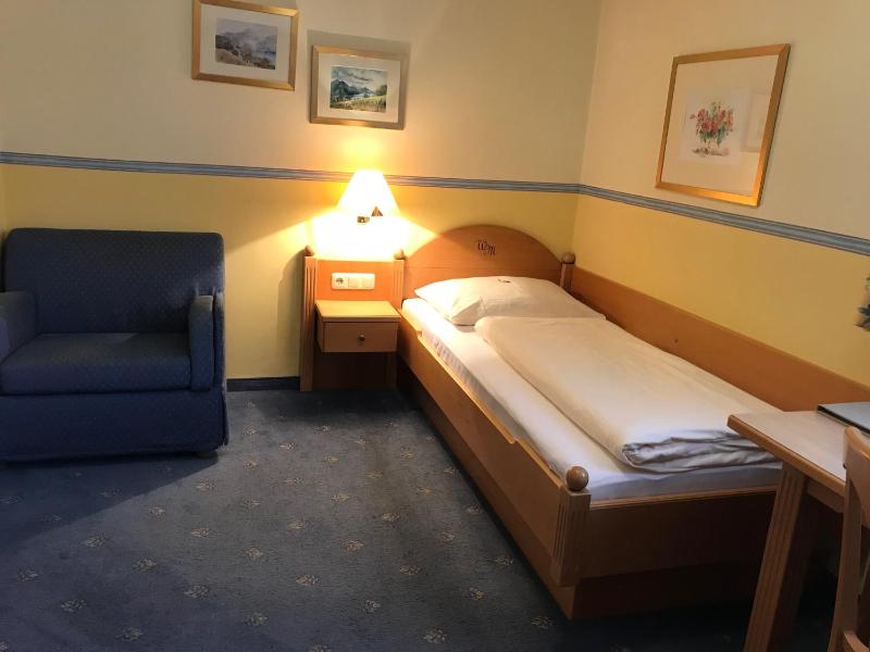 Single Room image 1