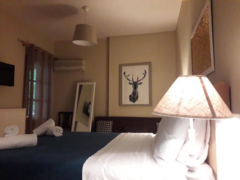 Quadruple Room with Mountain View image 3