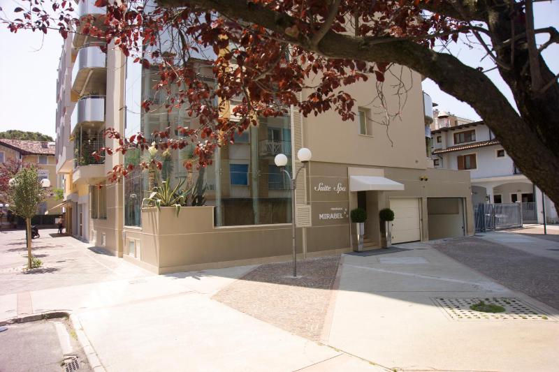 Suite & Spa Mirabel - image 6