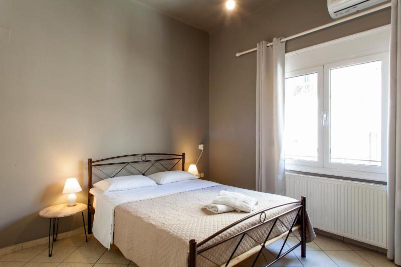Double or Twin Room with Private Bathroom image 4