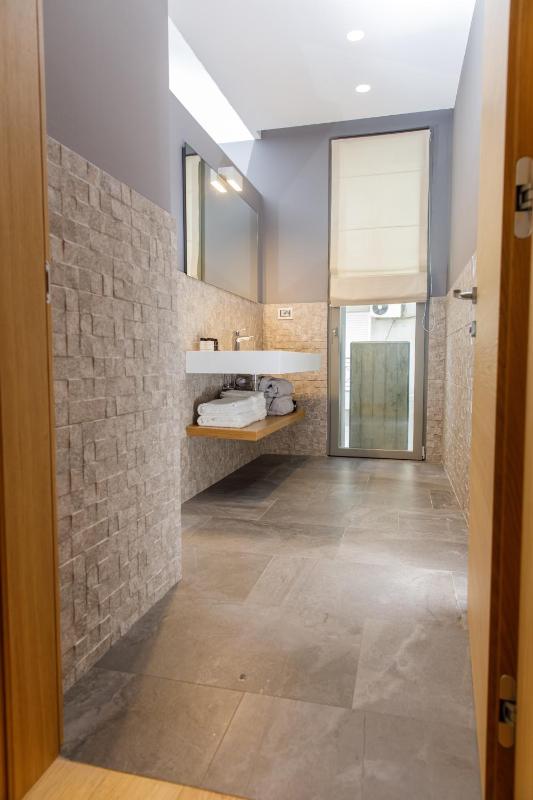Junior Suite with Sea View image 4