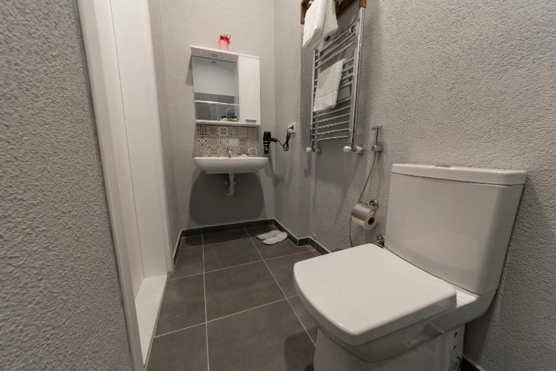 Two-Bedroom Suite image 4