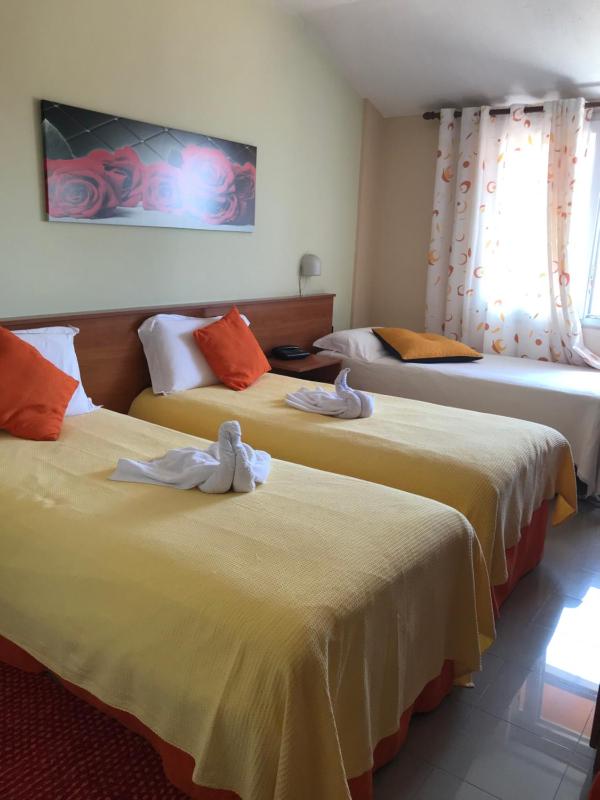 Triple Room image 3