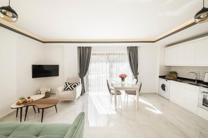 Cedrus Suites - image 8