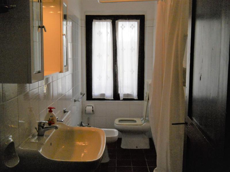 Apartment (5 Adults) image 4