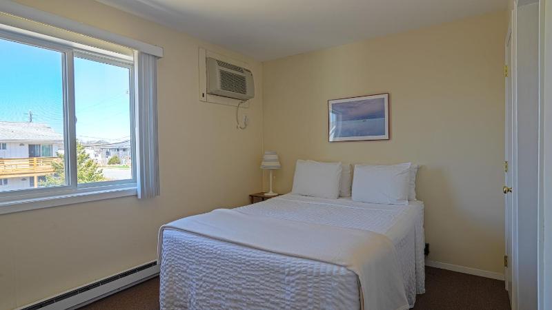 Deluxe Room image 3
