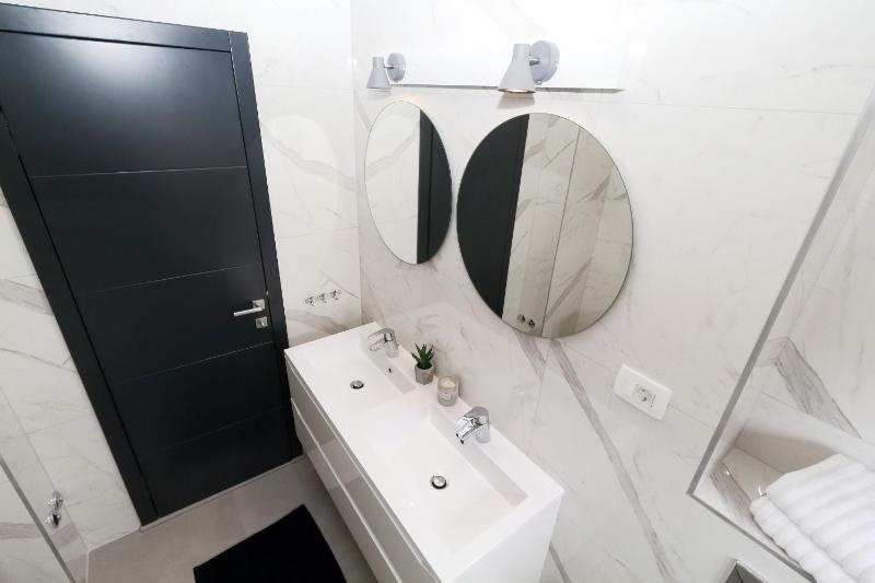 Deluxe Apartment image 4