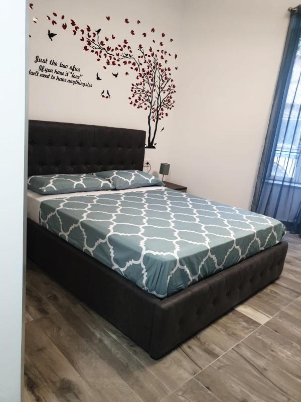 King Room image 4