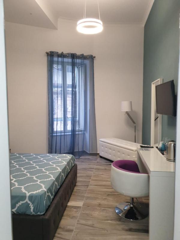King Room image 2