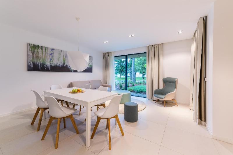 Deluxe Apartment with Garden and Sauna image 4