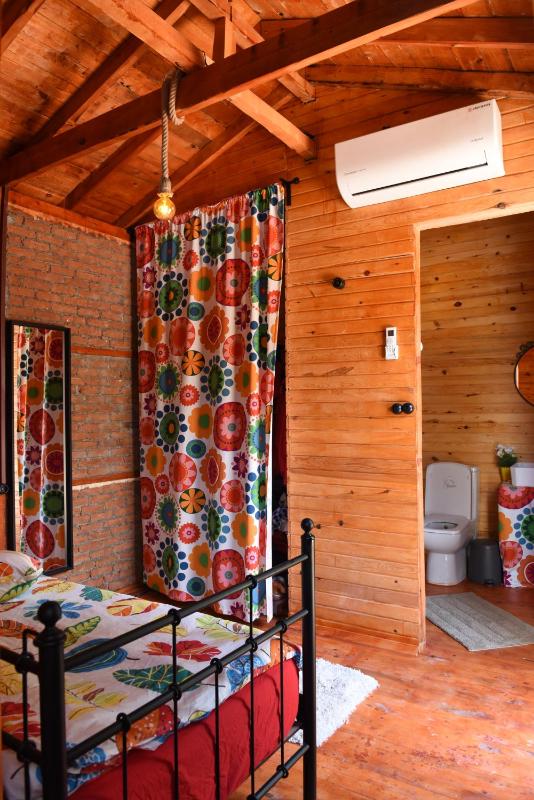 Studio with Pool View image 4