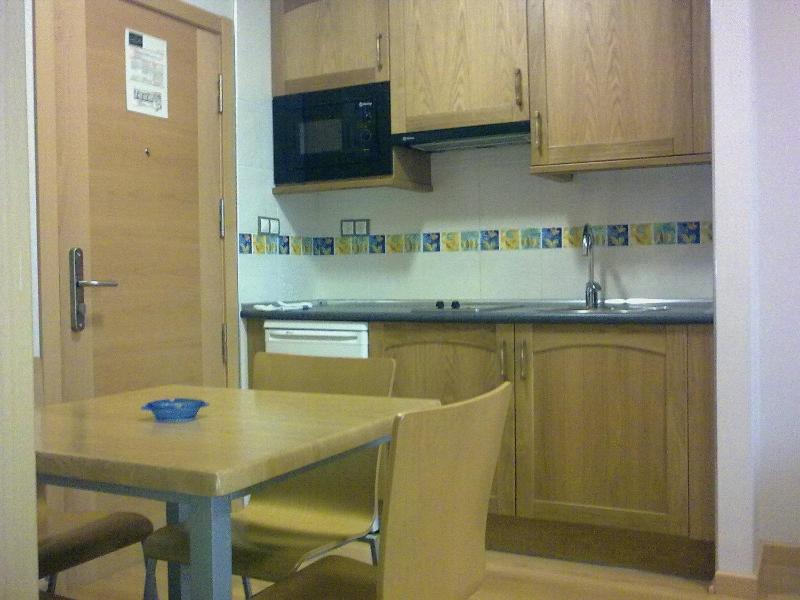 One-Bedroom Apartment (2 - 4 Adults) image 2