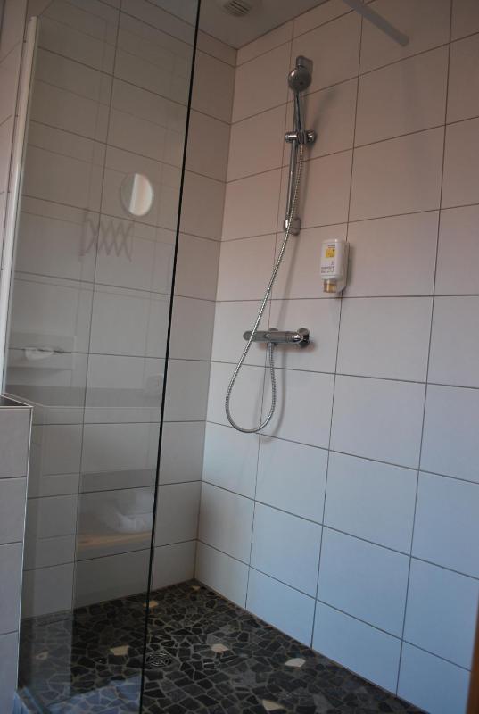 Triple Room image 2