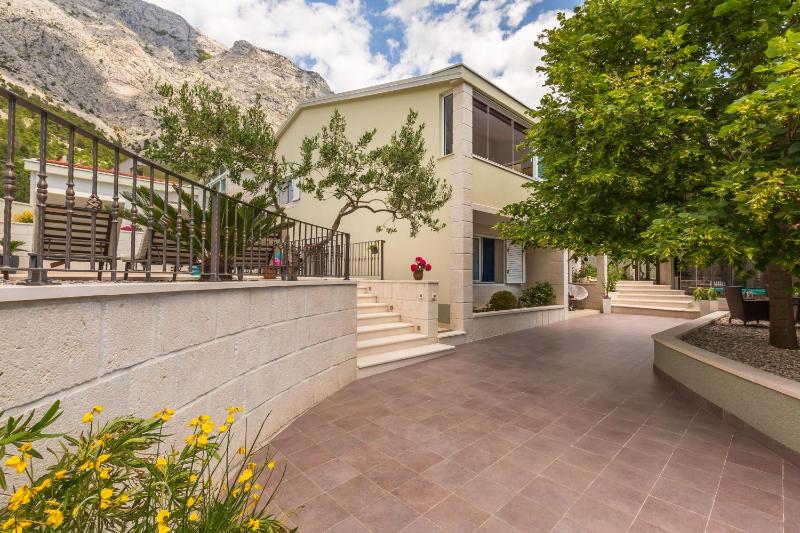 Villa Biston - image 38