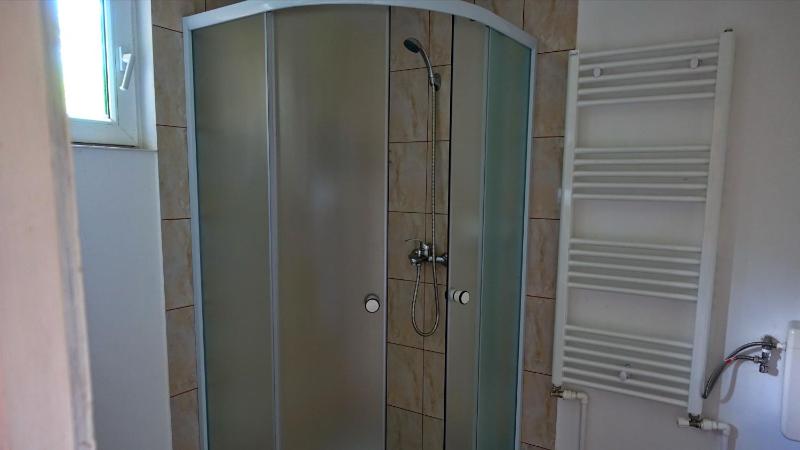 Double Room image 3