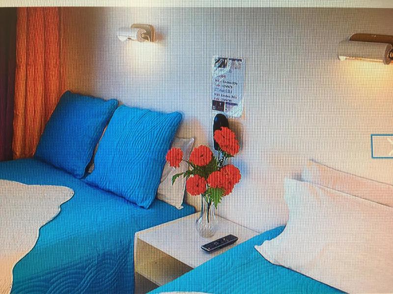 Triple Room image 1