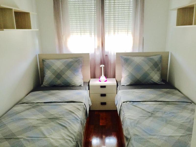 Two-Bedroom Apartment with Terrace and Sea View image 1