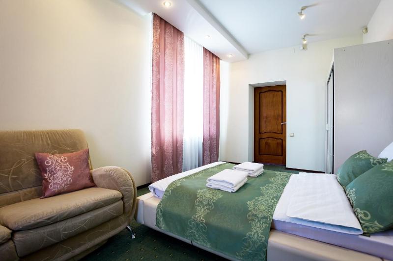 One-Bedroom Apartment image 2
