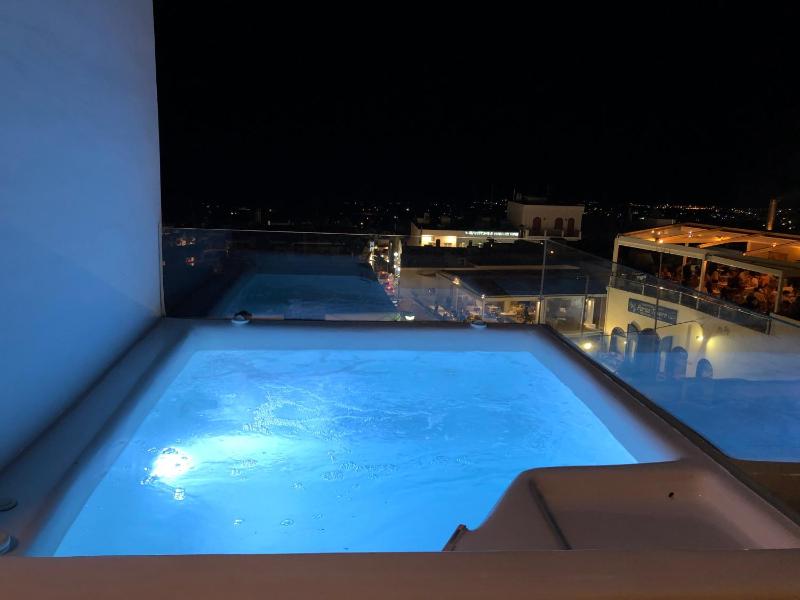 Private Villa with Hot Tub image 2