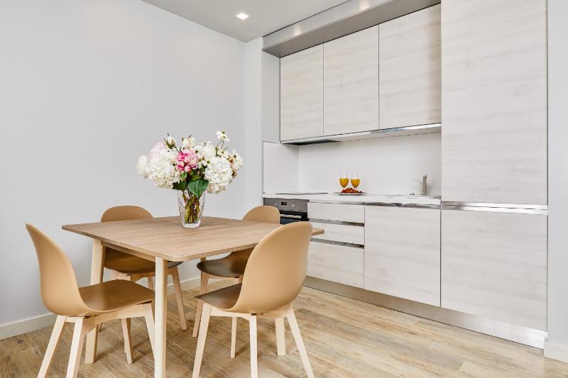 One-Bedroom Apartment image 1