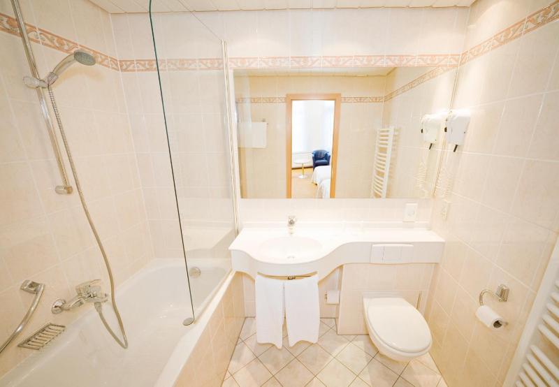 Comfort Double or Twin Room image 2
