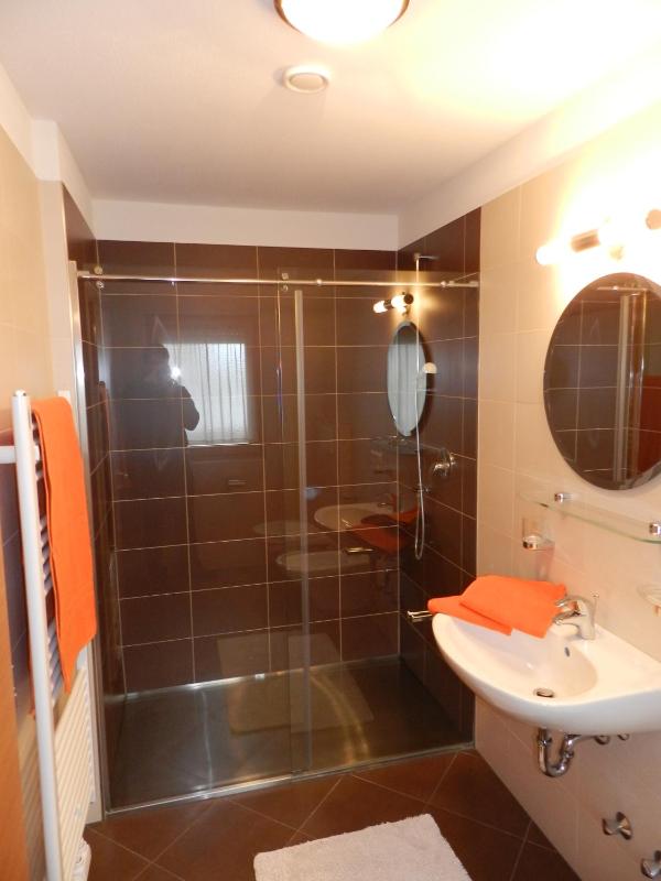 Three-Bedroom Apartment image 4