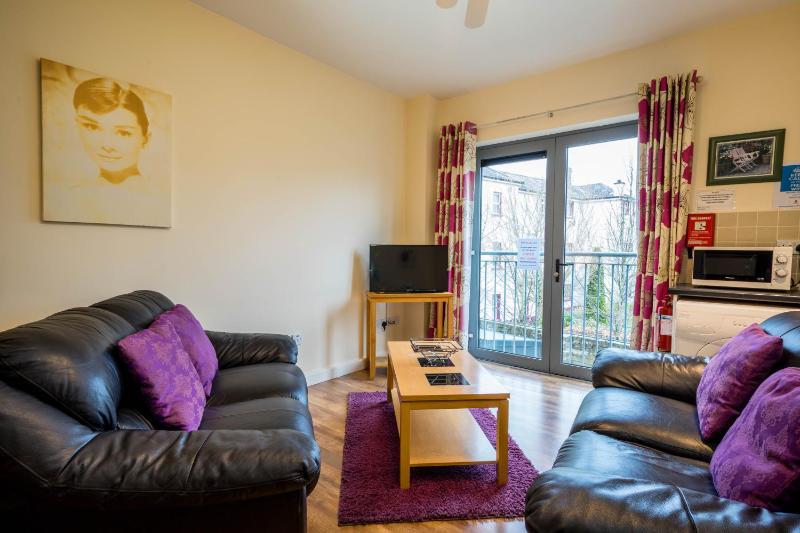 Basic Triple Room image 1