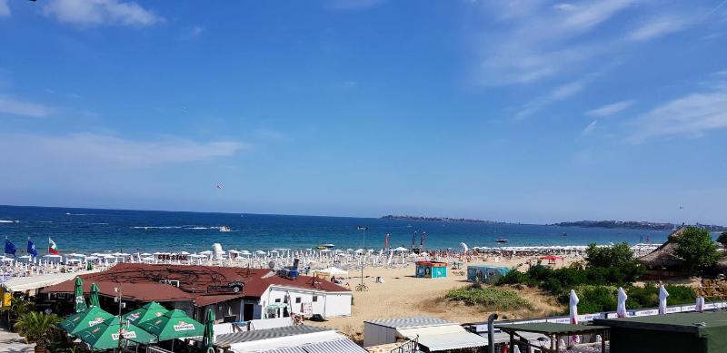 One-Bedroom Apartment with Sea View (2 Adults + 1 Child) image 1