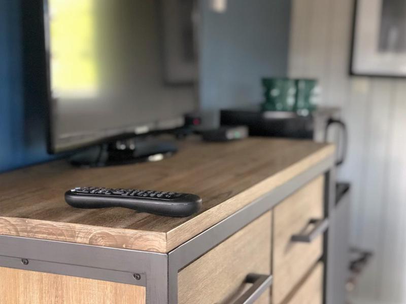 Historic Half Cabin Queen image 2