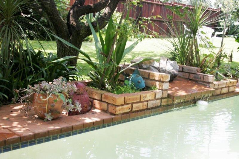 Midrand Wild Goose Guest House B&B - image 5