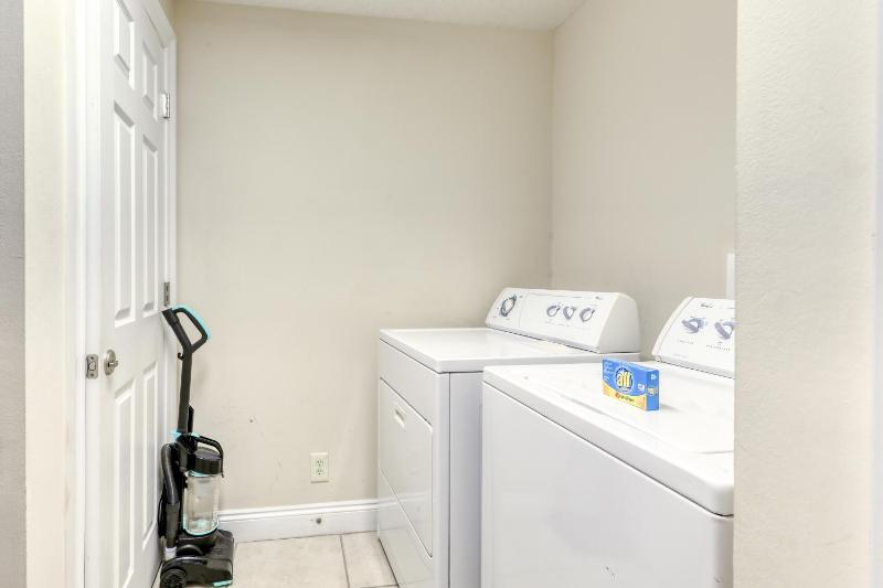 Three Bedroom Apartment image 1
