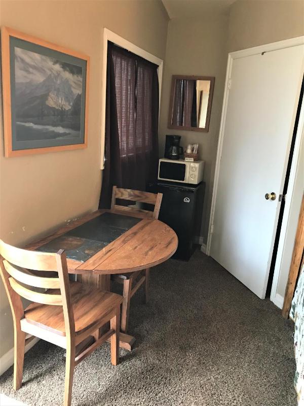 Chalet (2 Adults) image 2