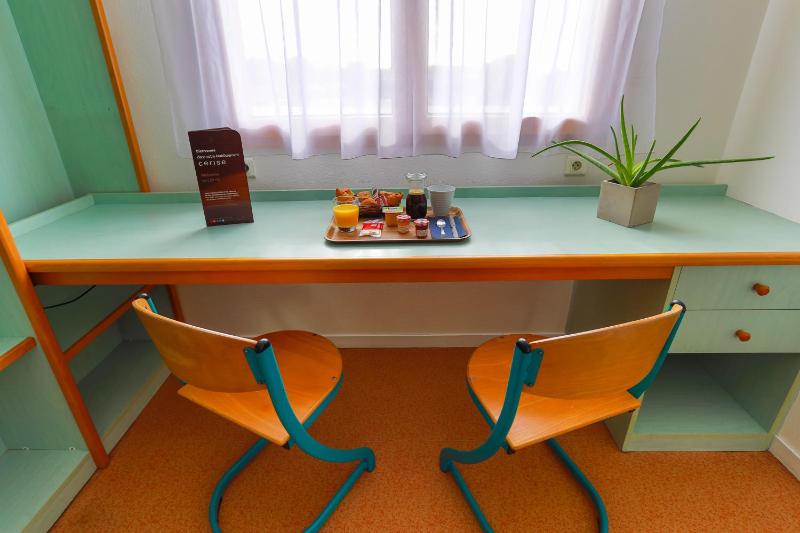 Studio 2 Persons image 3