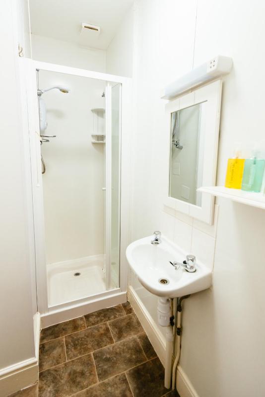 Double Room with Sea View image 4