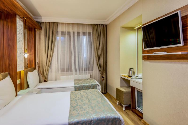 Triple Room image 4