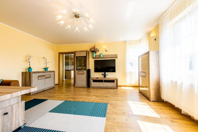 Apartament Victus Valentine by Noclegi Renters - image 16