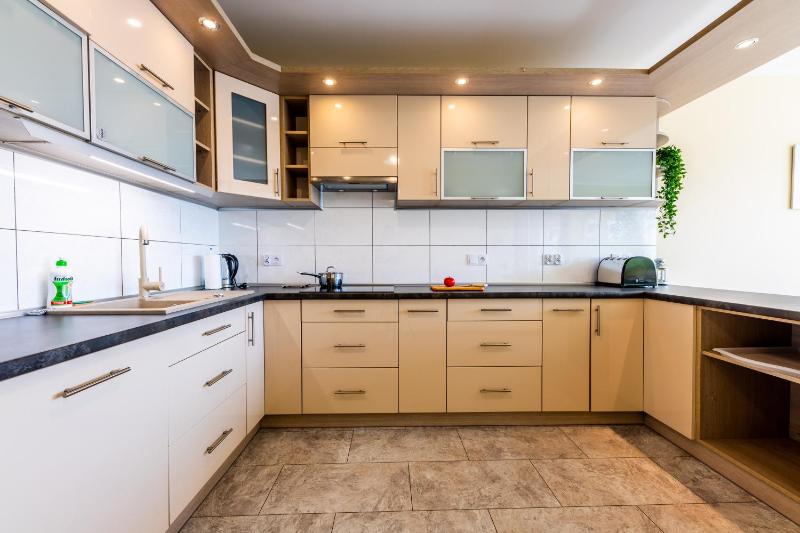 Apartament Victus Valentine by Noclegi Renters - image 15