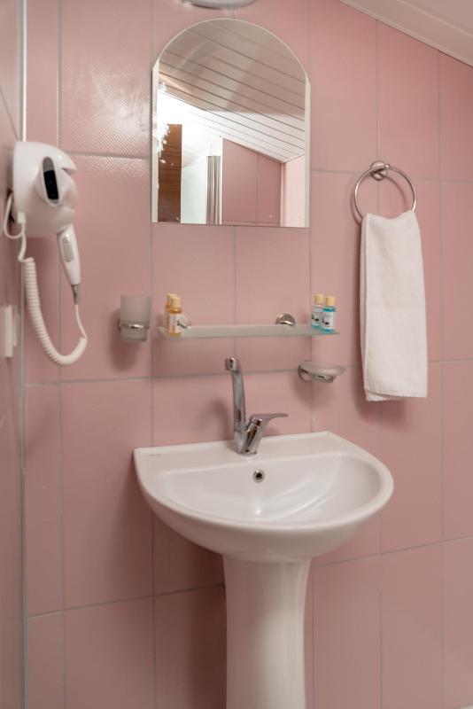 Standard Double Room image 1