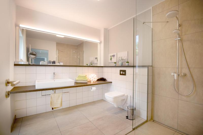 Deluxe King Studio image 1