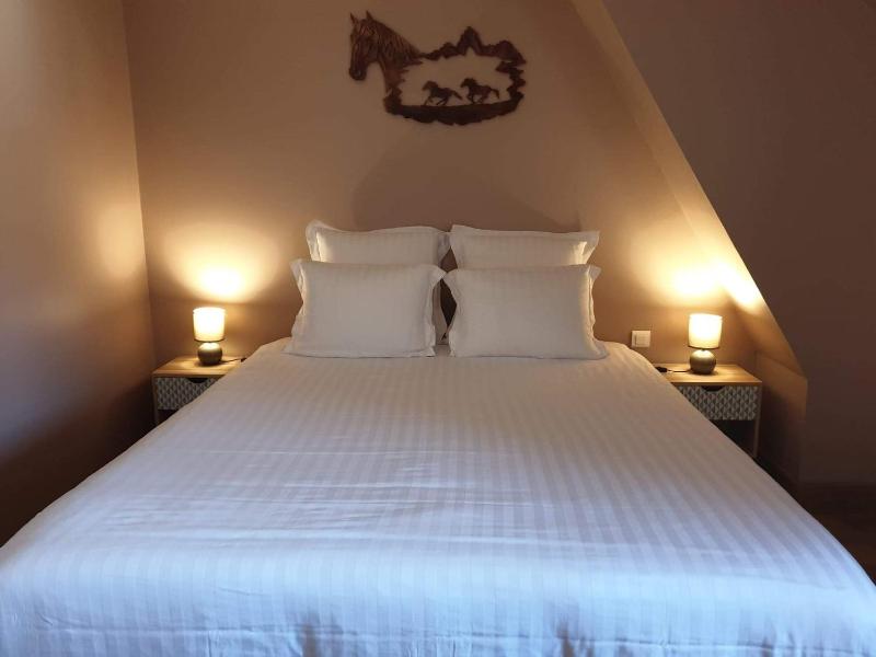 Double Room with Private External Bathroom image 4