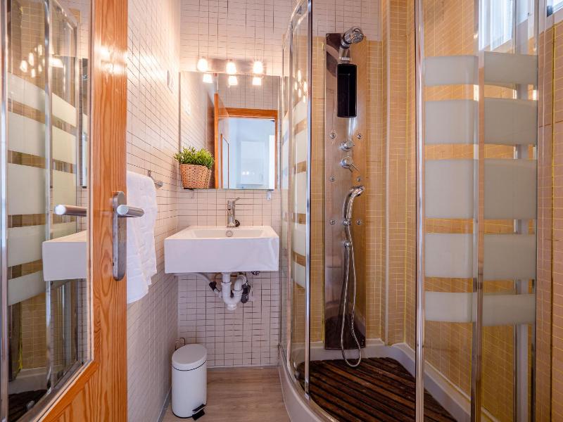 Apartment with Sea View image 4